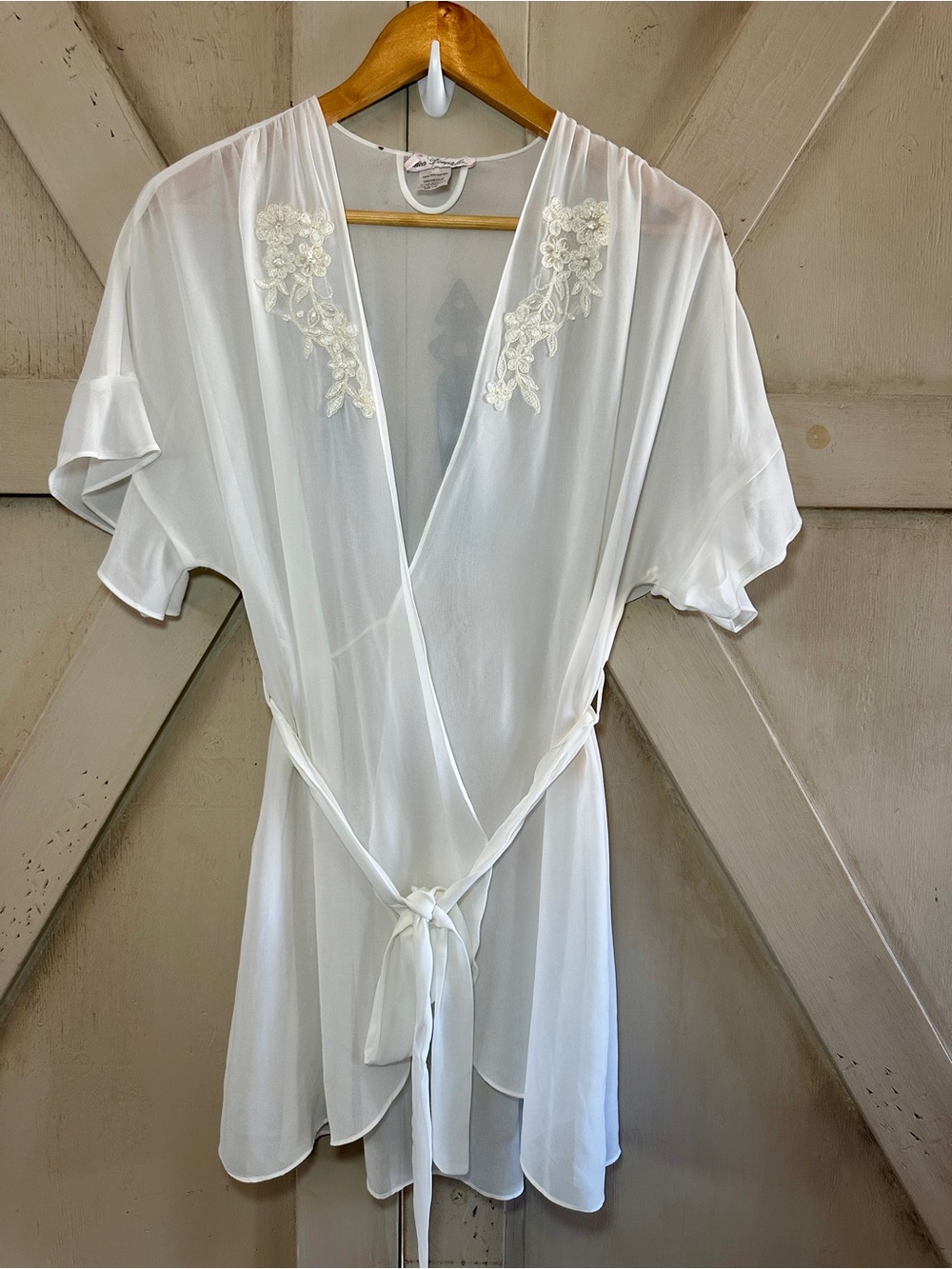 Linea Donatella White Sheer Floral Lace Kimono Robe Cover Up L/XL NWT